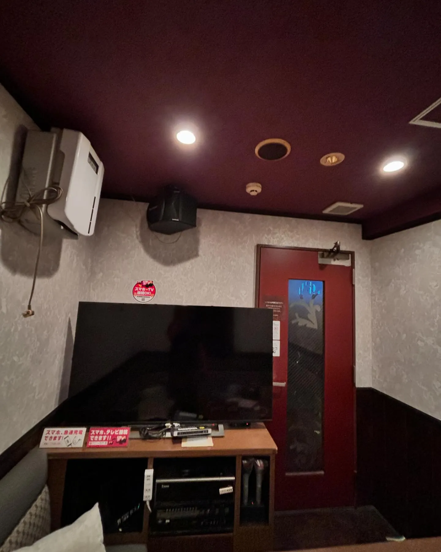 パセラ池袋本店と西口店のクロス工事