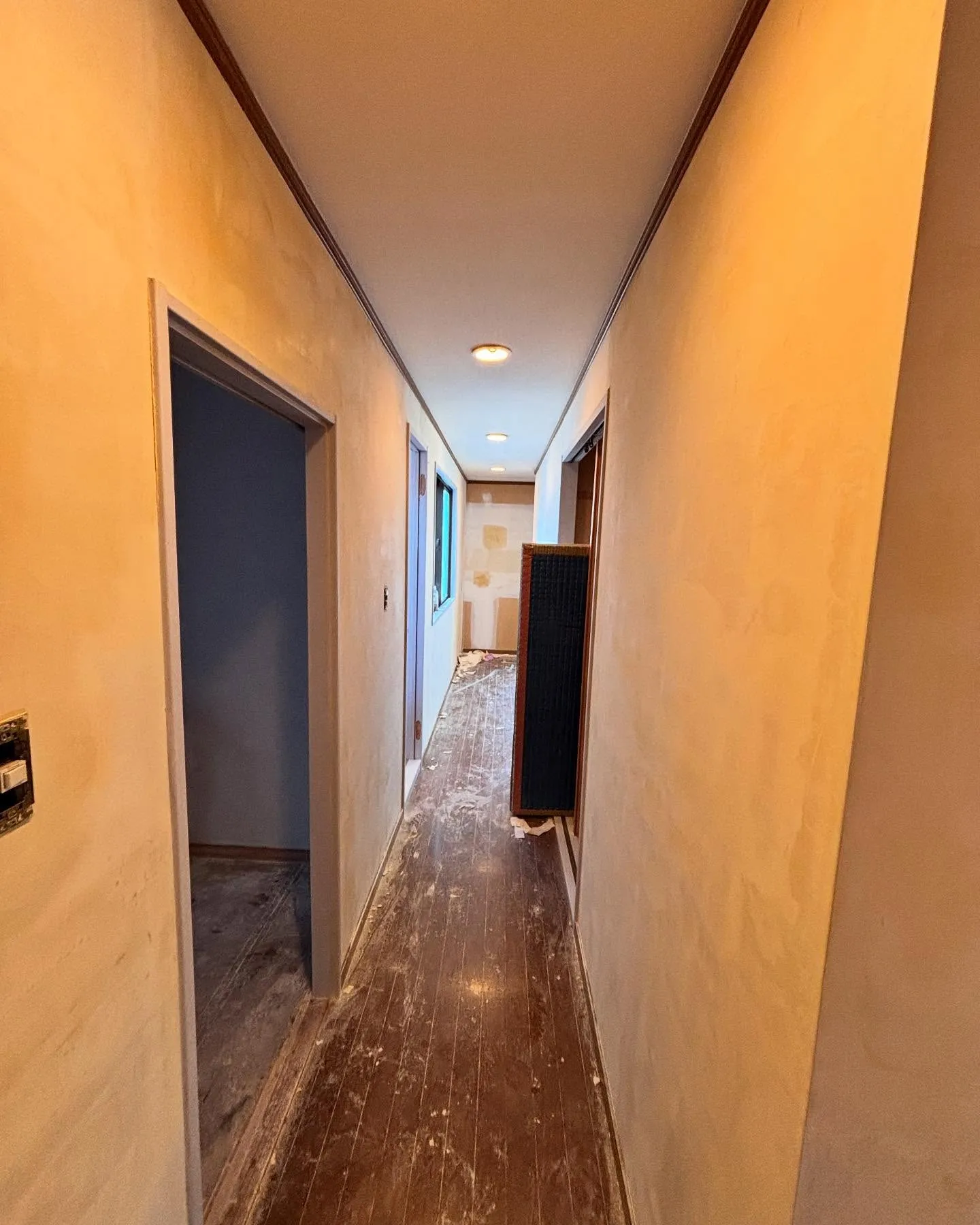 高島平のマンションの下地処理