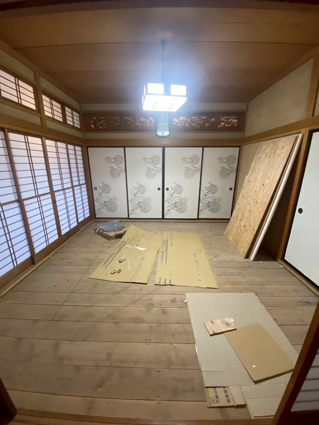 草野内装では「クロス屋」「床屋」を募集しています!✨