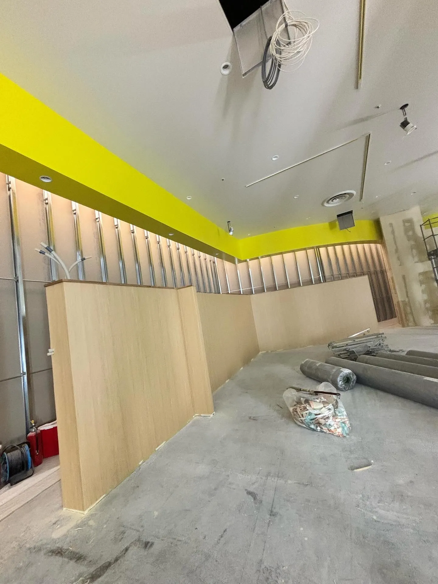 草野内装では「クロス屋」「床屋」を募集しています!✨